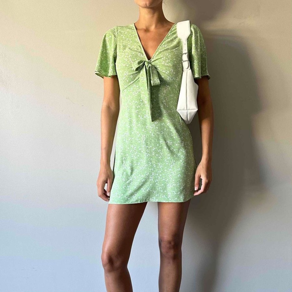 NWOT ZARA short sleeve floral dress